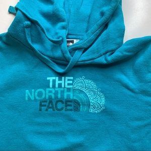 💥 3/$25 The North Face Hoodie. Medium.